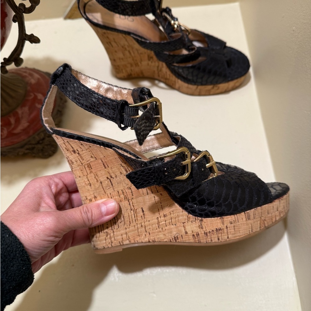 Aldo Black and Tan Wedge Sandals